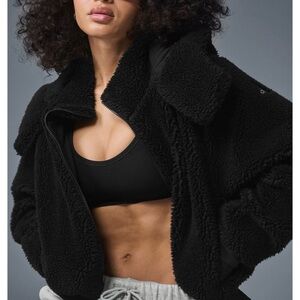 ALO Yoga foxy Sherpa jacket s
